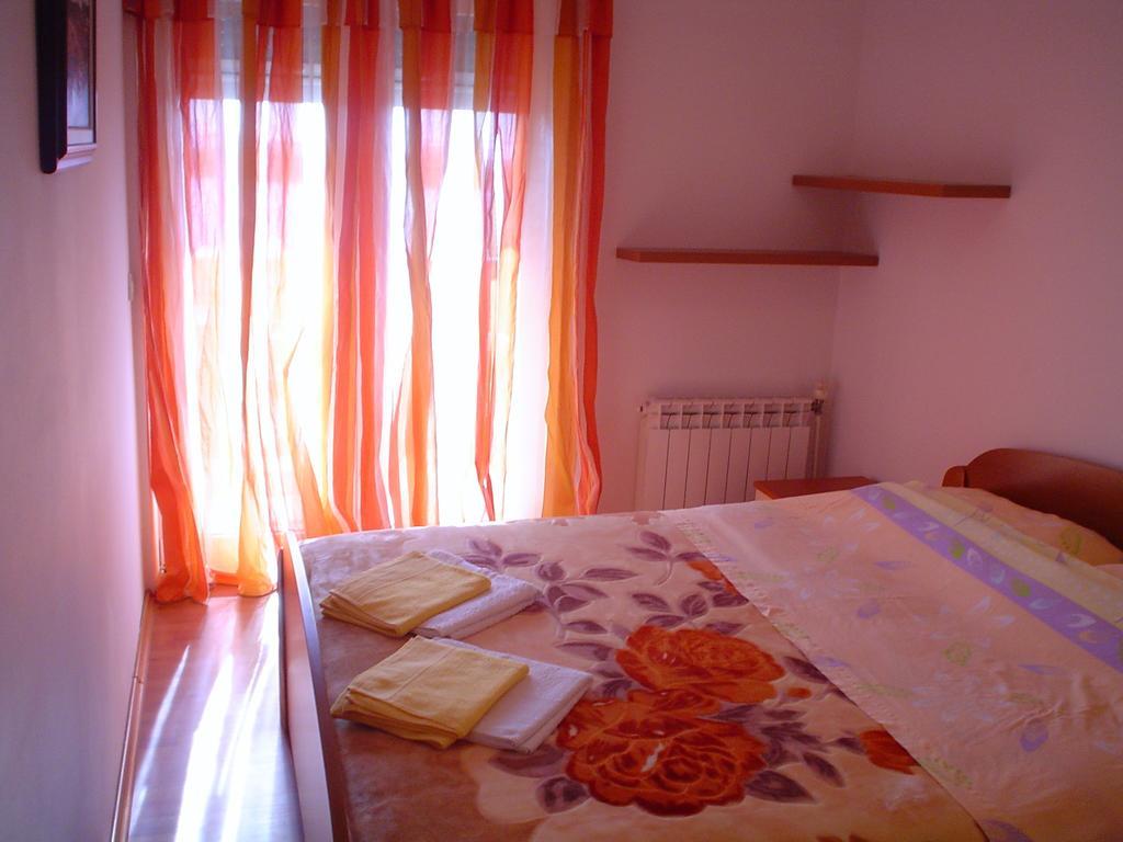 Apartman Kondic Omisalj Room photo