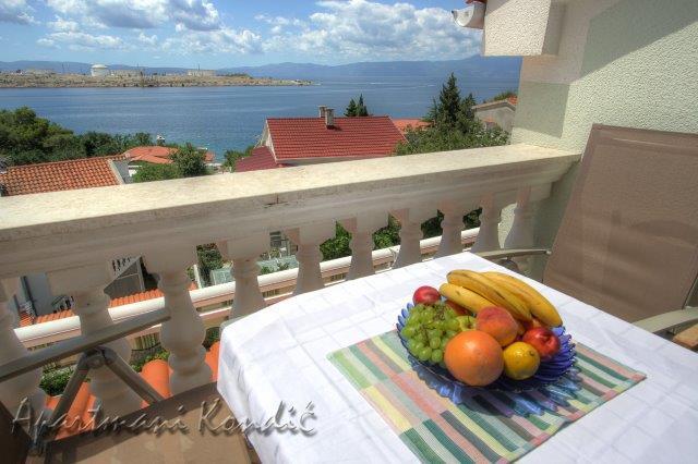 Apartman Kondic Omisalj Exterior photo