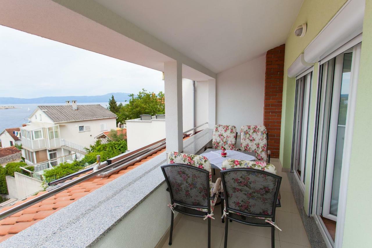 Apartman Kondic Omisalj Exterior photo