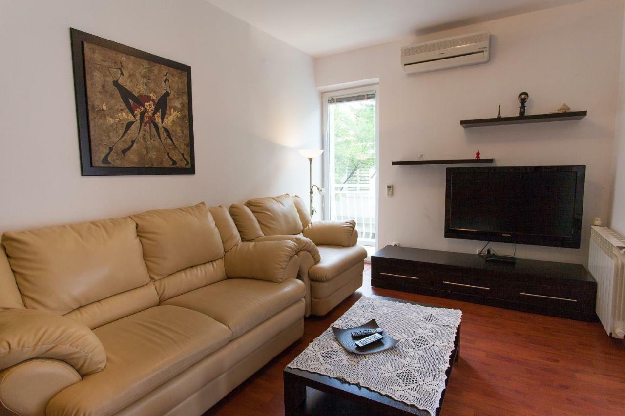 Apartman Kondic Omisalj Exterior photo